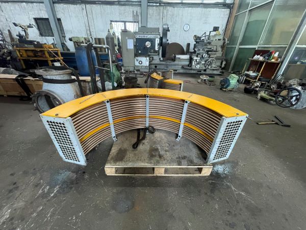 Két làm mát dầu bị tắc ảnh hưởng thế nào đến hệ thống?